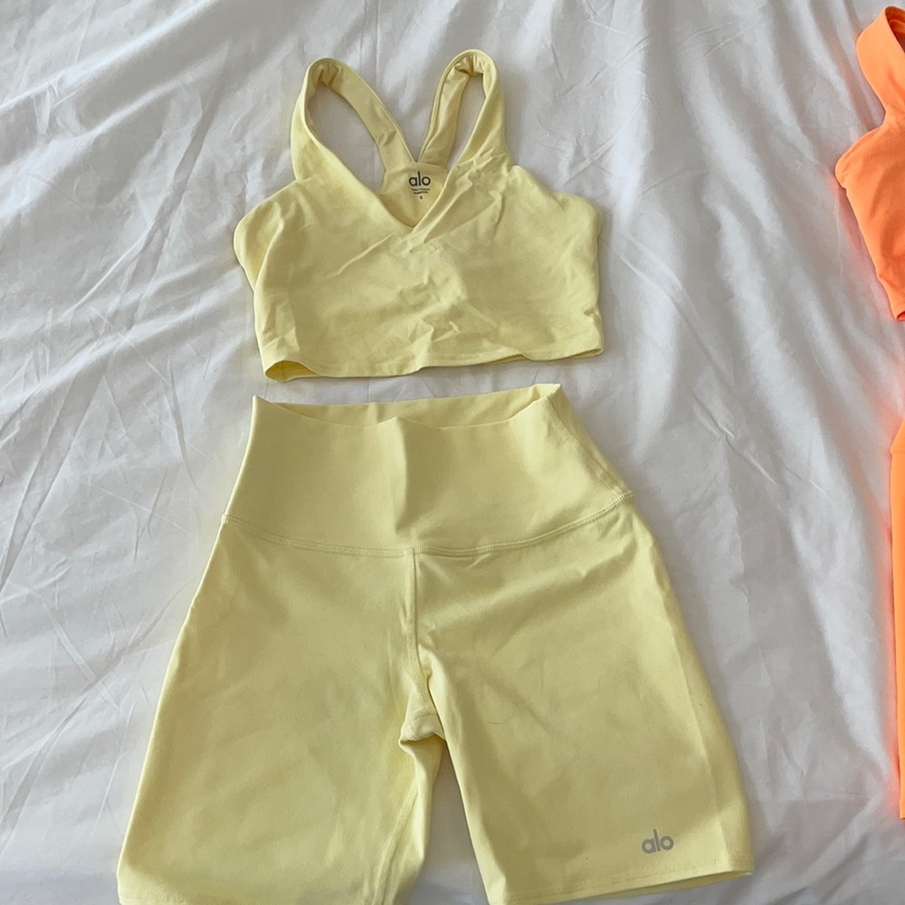 Alo yoga never been worn set